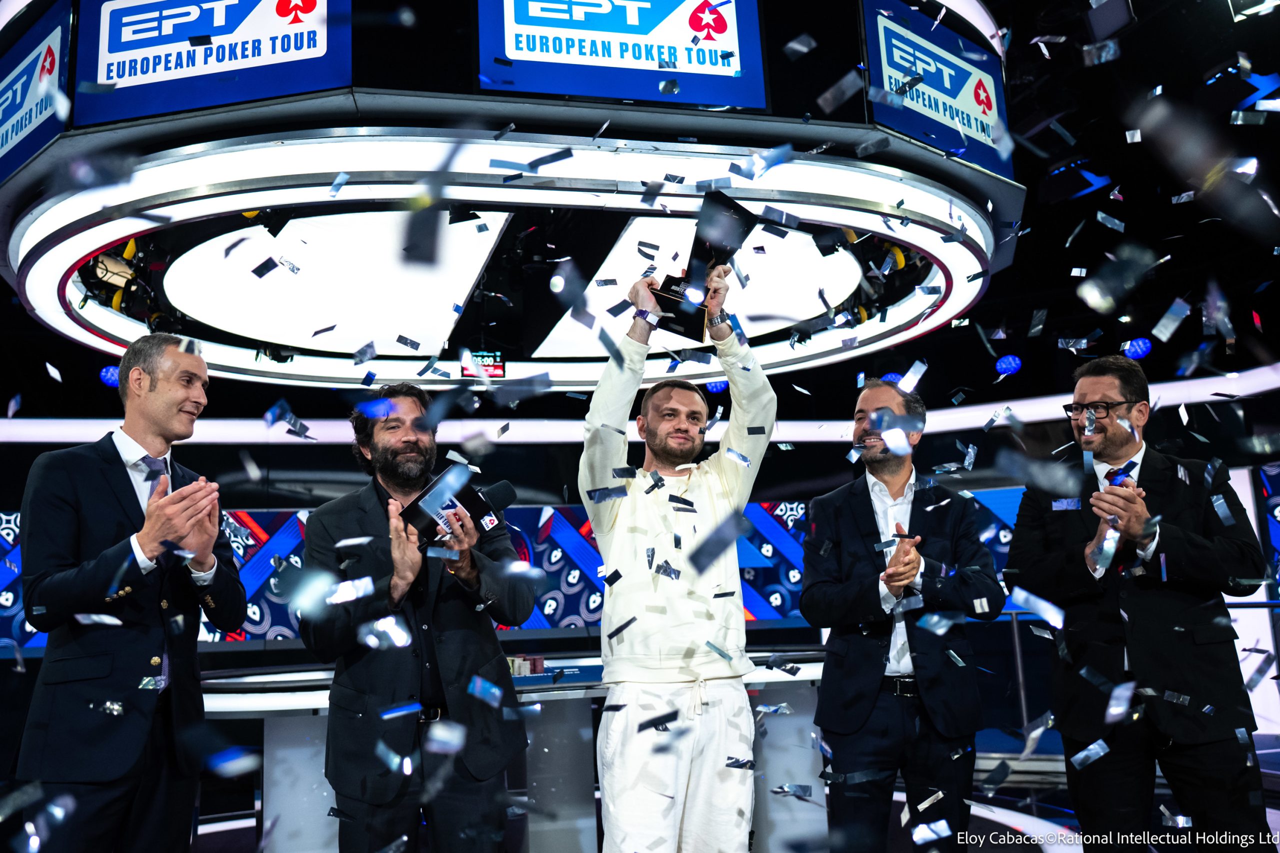 Roman Stoica z trofeum EPT Monte Carlo po zwycięstwie w Main Evencie 2026