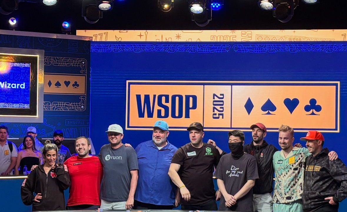 Turnieje live i online jako osobny filar PokerProVIP
