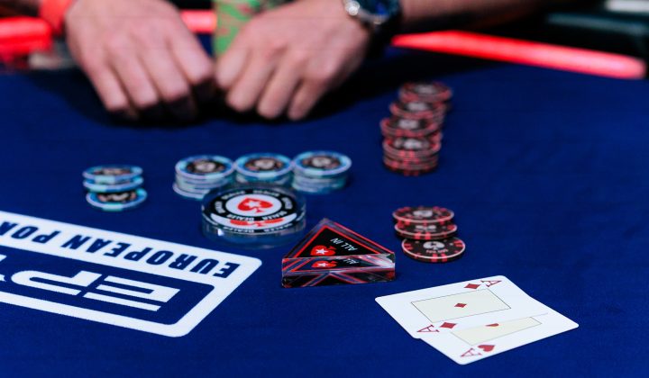 PokerStars i FanDuel z nową promocją „Aces Cracked” – bilety freeroll za przegraną z asami