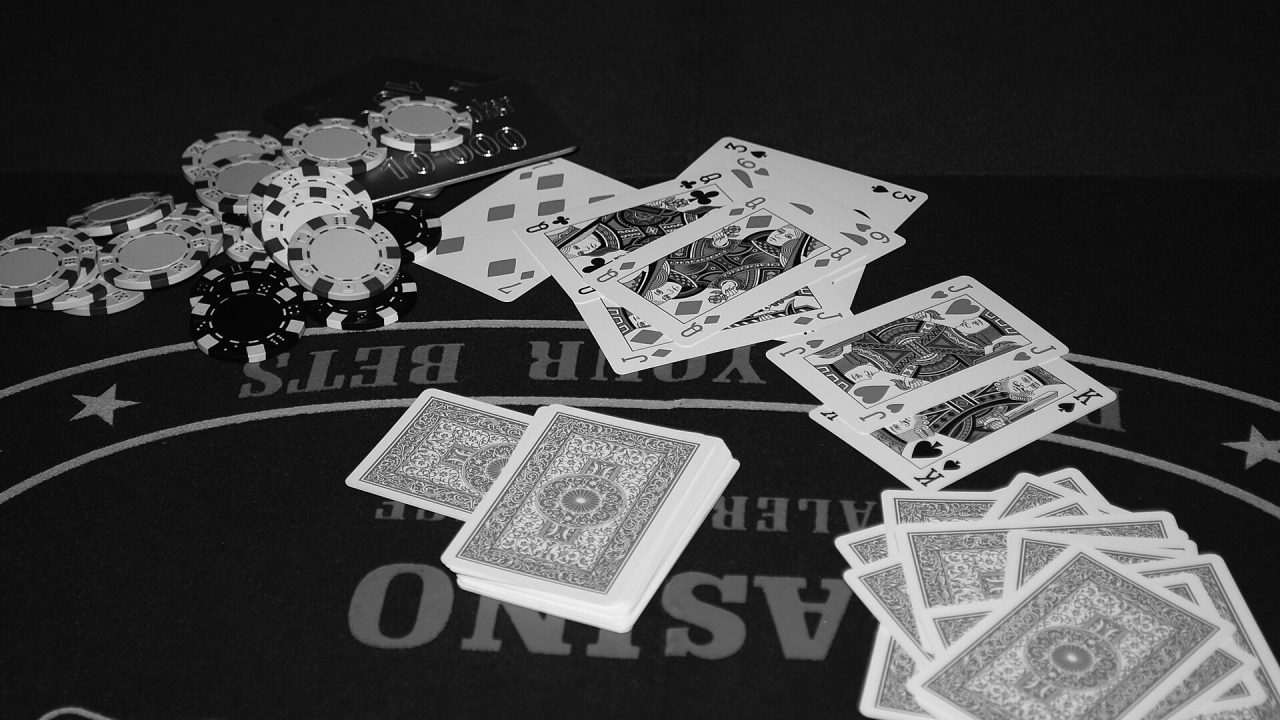 Kolumna redakcyjna: poker jako gra decyzji, nie obietnica zarobku