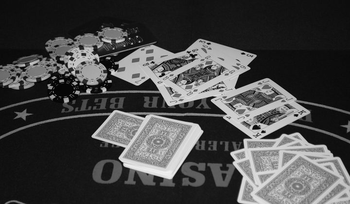 Kolumna redakcyjna: poker jako gra decyzji, nie obietnica zarobku