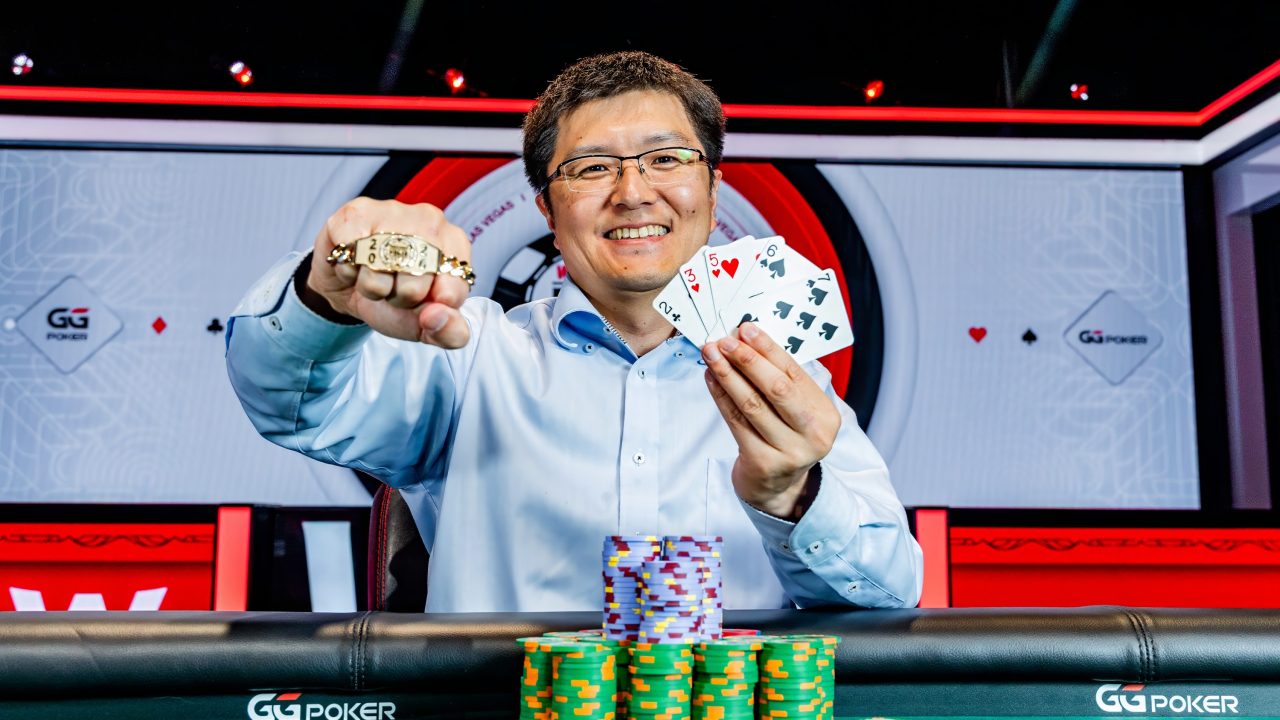 Niesamowity Powrót Naoyi Kihary z Jednego Żetonu po 14 Latach do Drugiej Bransolety WSOP