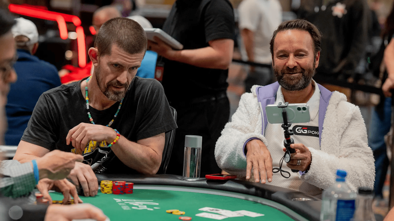 Tytuł: Daniel Negreanu ponownie przegrywa „coolera” z Gusem Hansenem po 20 latach na WSOP