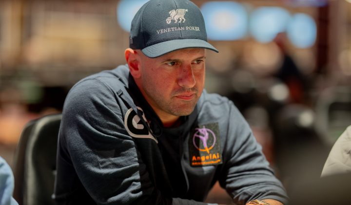 Niesamowity powrót Michaela Mizrachi na WSOP – „The Grinder” liderem w turnieju Seven Card Stud Championship