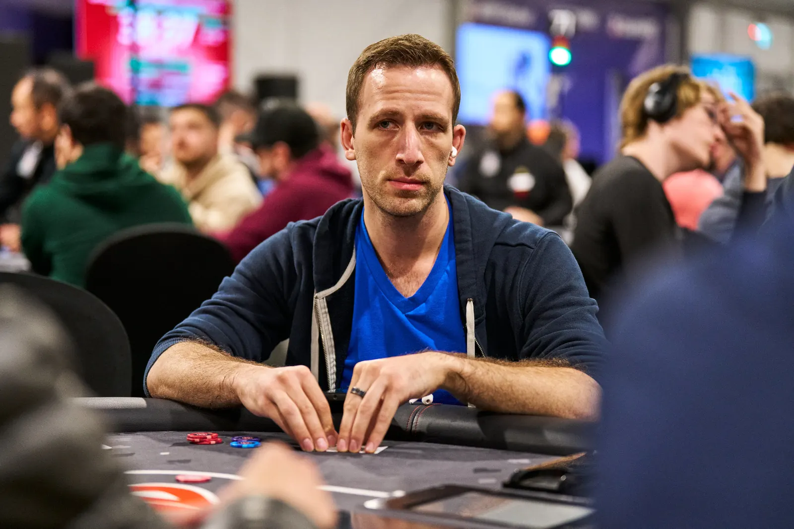 Benny Glaser świętuje zwycięstwo w turnieju $50,000 Poker Players Championship na World Series of Poker 2026