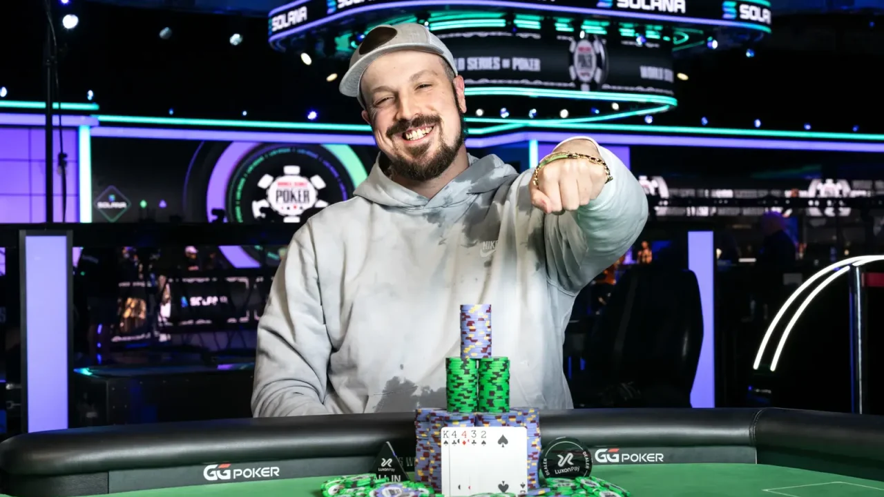 Zachary Gruneberg zdobywa pierwszy tytuł WSOP w Five Card PLO