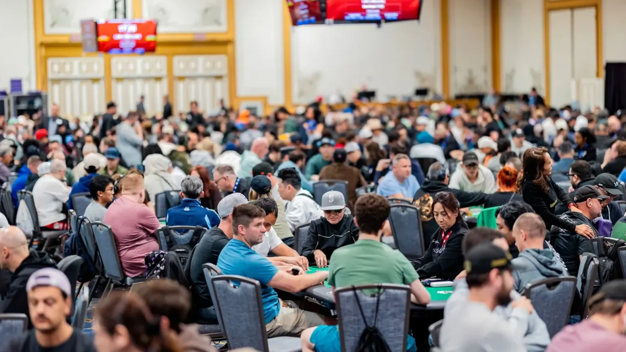 WSOP 2026: Kto najwięcej zarobił w połowie serii? Adrian Mateos na czele