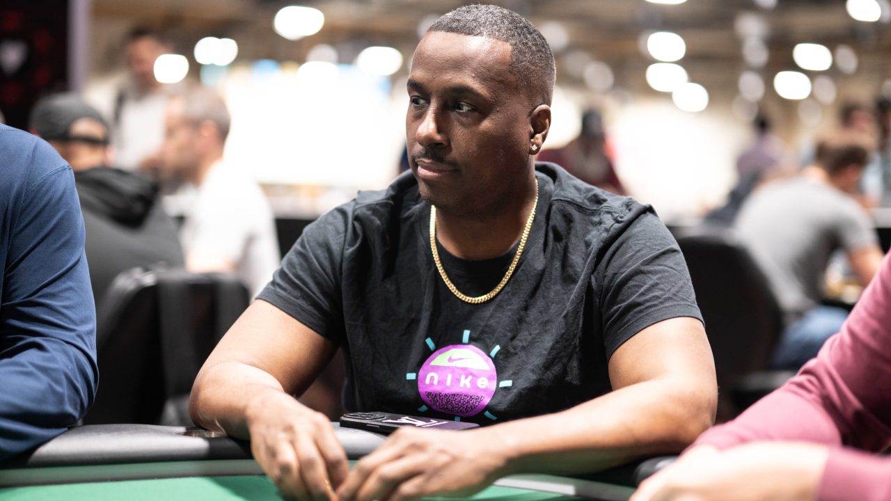 Maurice Hawkins na Skraju Historycznego Zwycięstwa w WSOP Circuit