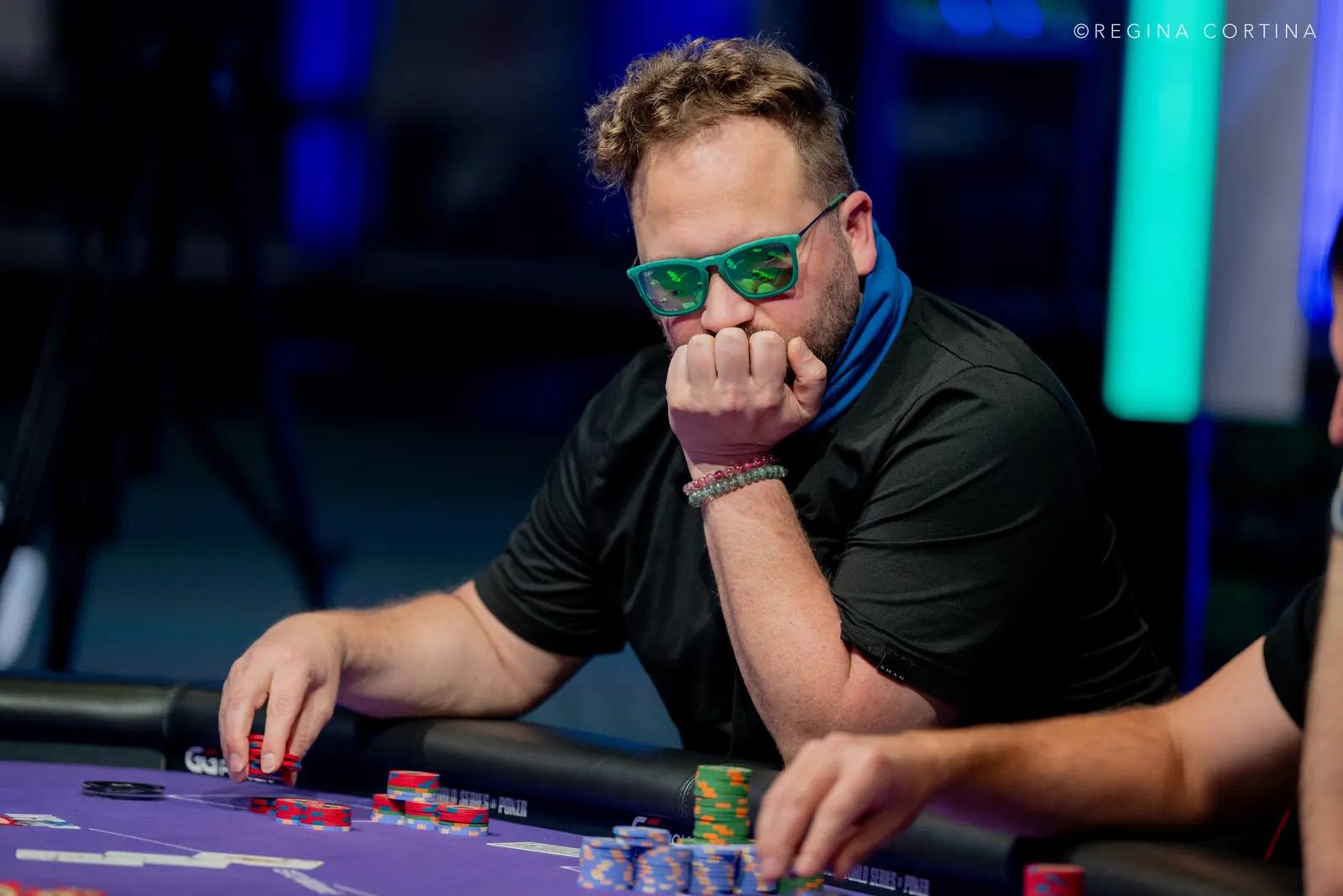 Calvin Anderson: Sześciokrotny Mistrz WSOP w Cieniu Gwiazd Pokera