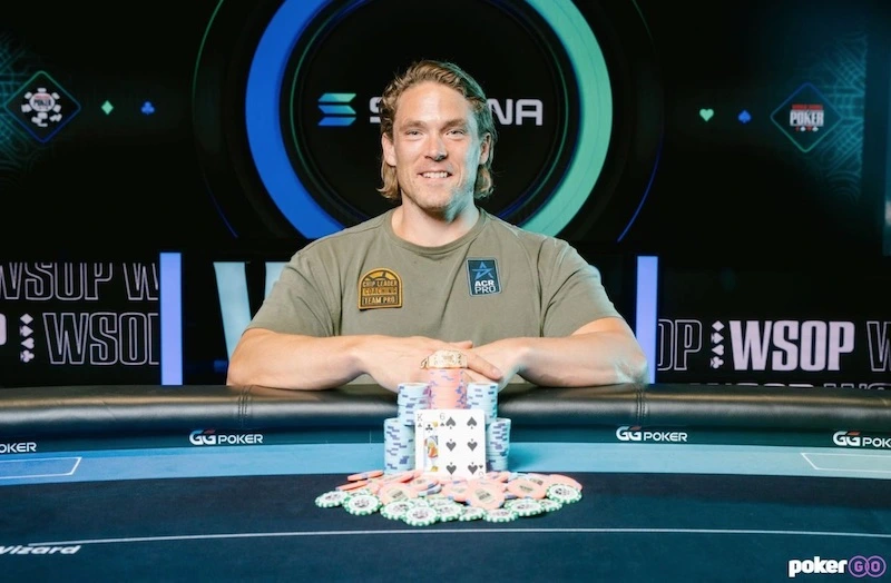 Alex Foxen z czwartą bransoletą WSOP po zwycięstwie w Super Turbo Bounty