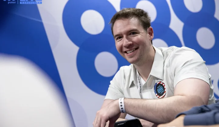 Aaron Barone triumfuje w turnieju Mystery Bounty na 888poker, zgarniając ponad 100 000 USD