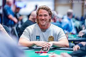 Alex Foxen z przytupem w ACR Poker: Półfinał WSOP i 300 000 dolarów wygranej