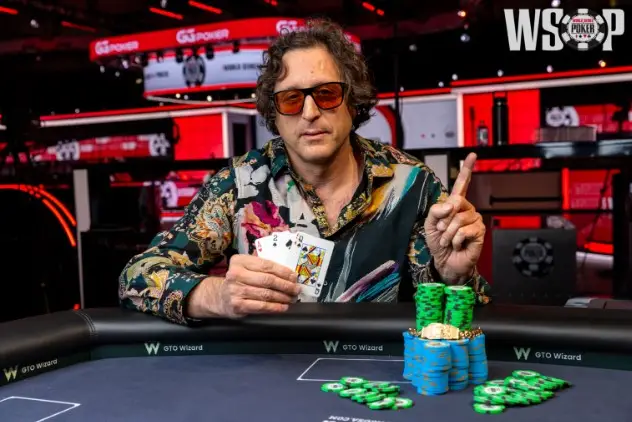 Tytuł: Michael Casella zdobywa bransoletkę WSOP w turnieju Badugi za 1500$