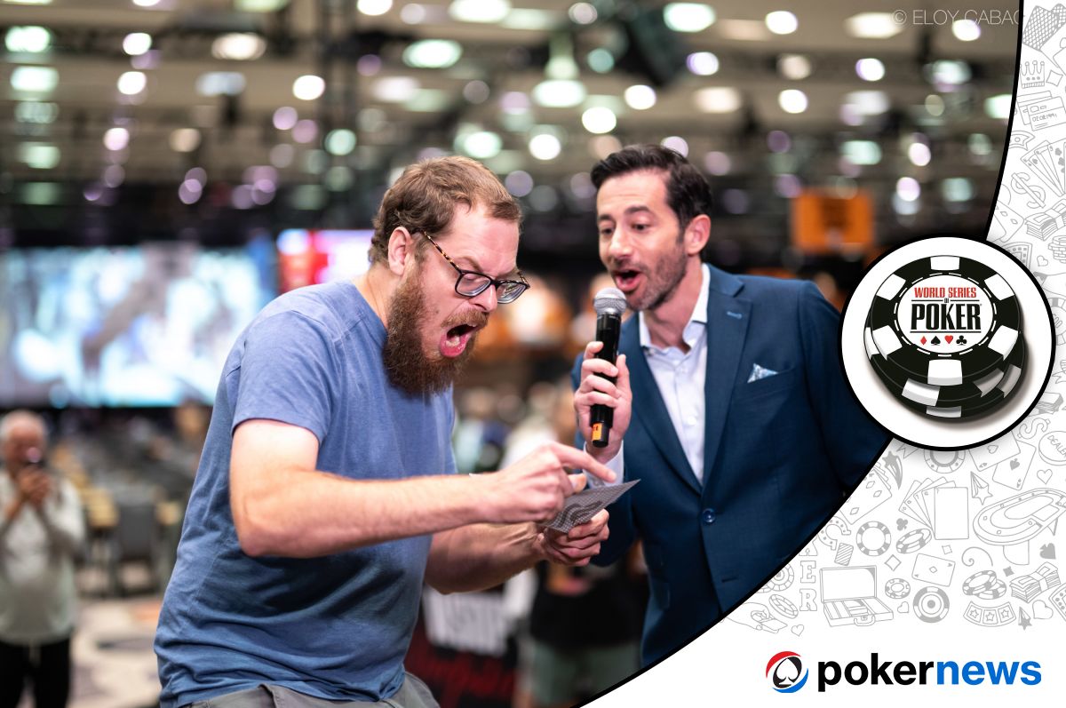 Gracze przy stole pokerowym podczas turnieju World Series of Poker