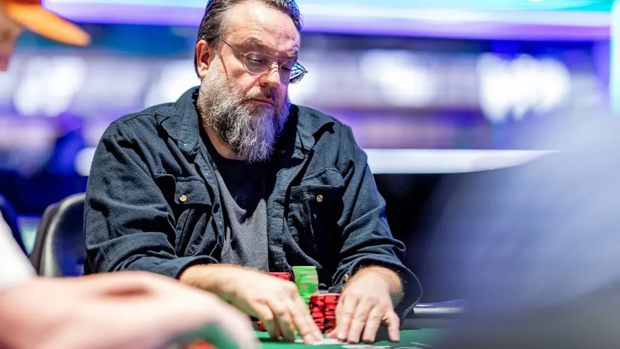 Todd Brunson prowadzi do finału w turnieju $10K 2-7 Triple Draw na WSOP 2026; Maria Konnikova błyszczy w Ladies Championship
