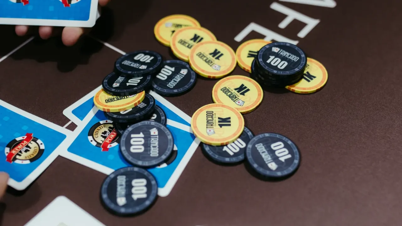 Legalny poker online w Polsce po zmianach: Lista zaufanych platform i na co zwrócić uwagę