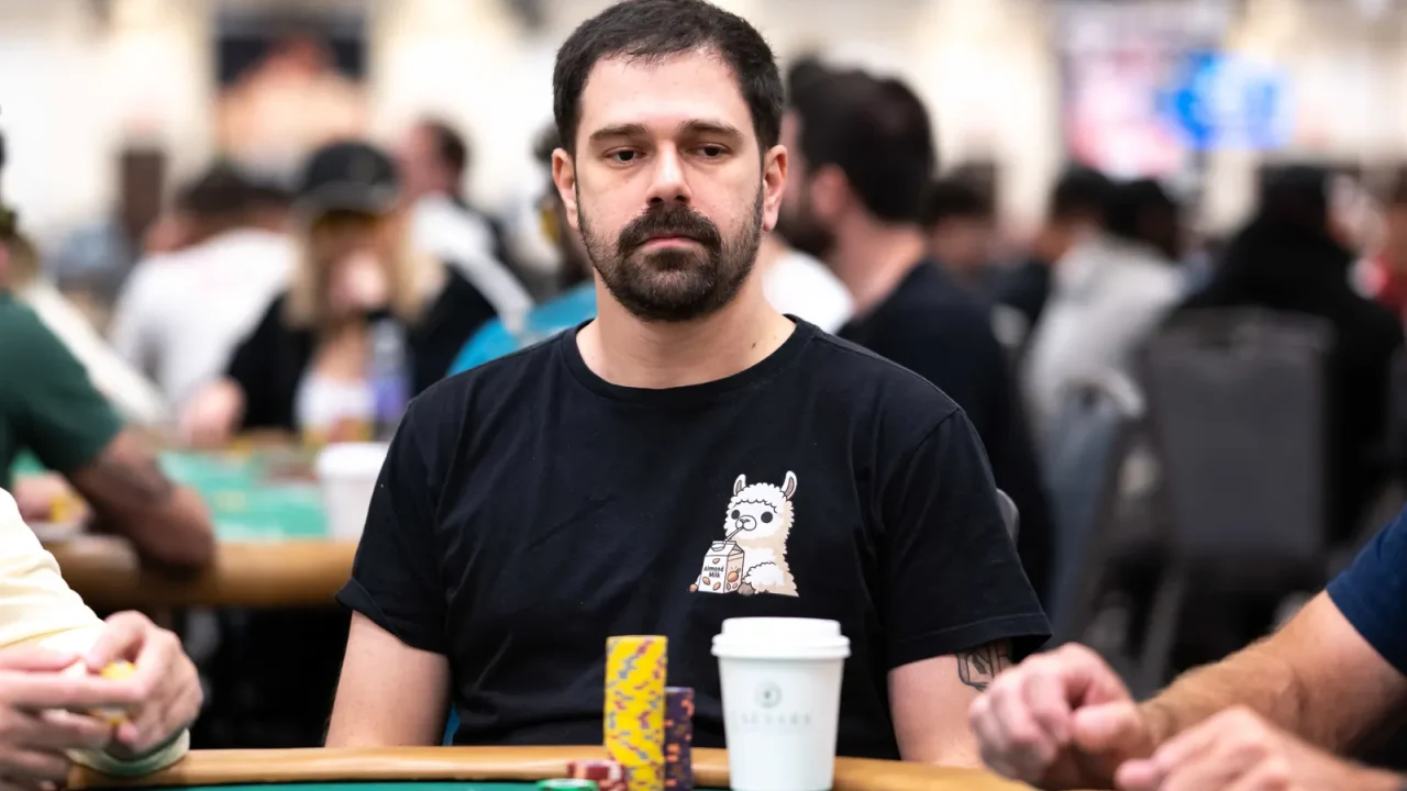 Analiza GTO Wizard: Czy spektakularny fold Felipe Boianovsky’ego na riverze był uzasadniony?