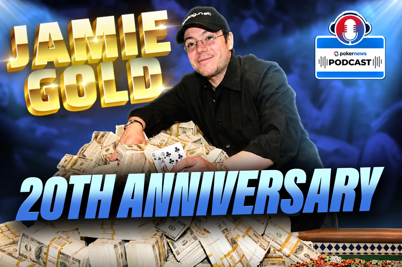 Jamie Gold, zwycięzca turnieju pokerowego, świętujący swój sukces.