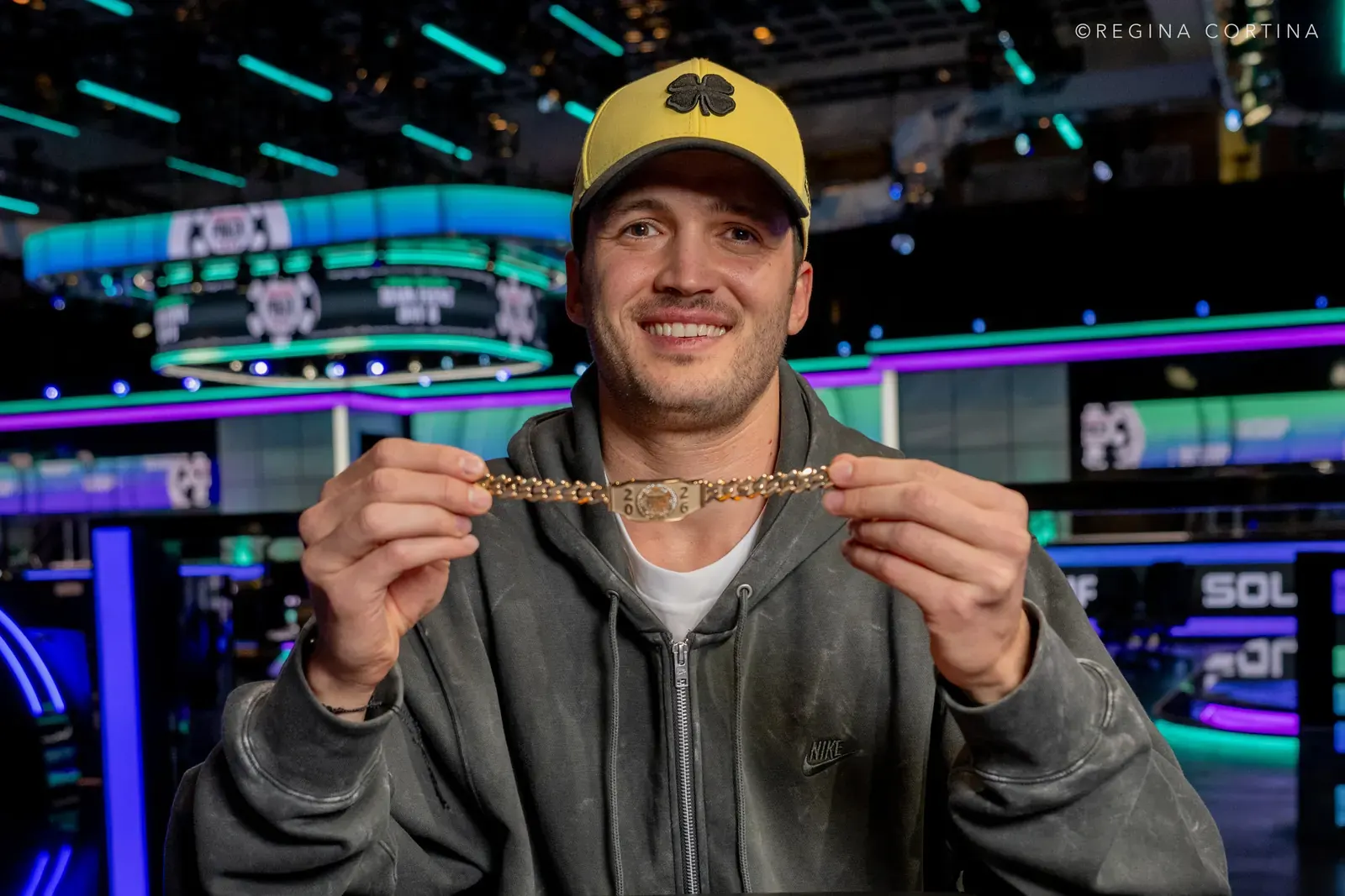Ori Hasson triumfuje w Event #93 WSOP, zdobywa bransoletę i rekordową wygraną