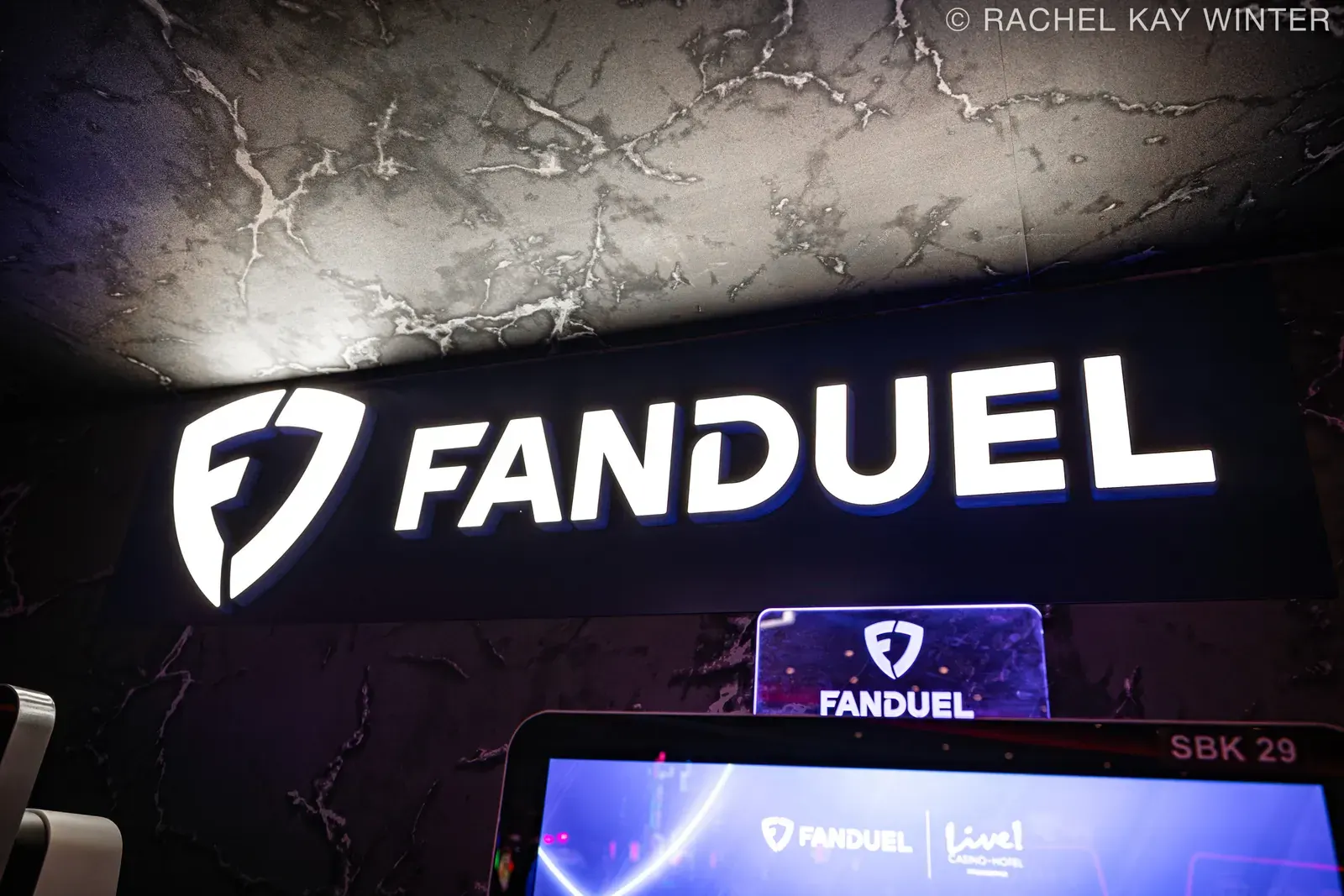 Strona główna FanDuel Casino z promocją 500 darmowych spinów i 50 dolarów bonusu za 5 dolarów depozytu