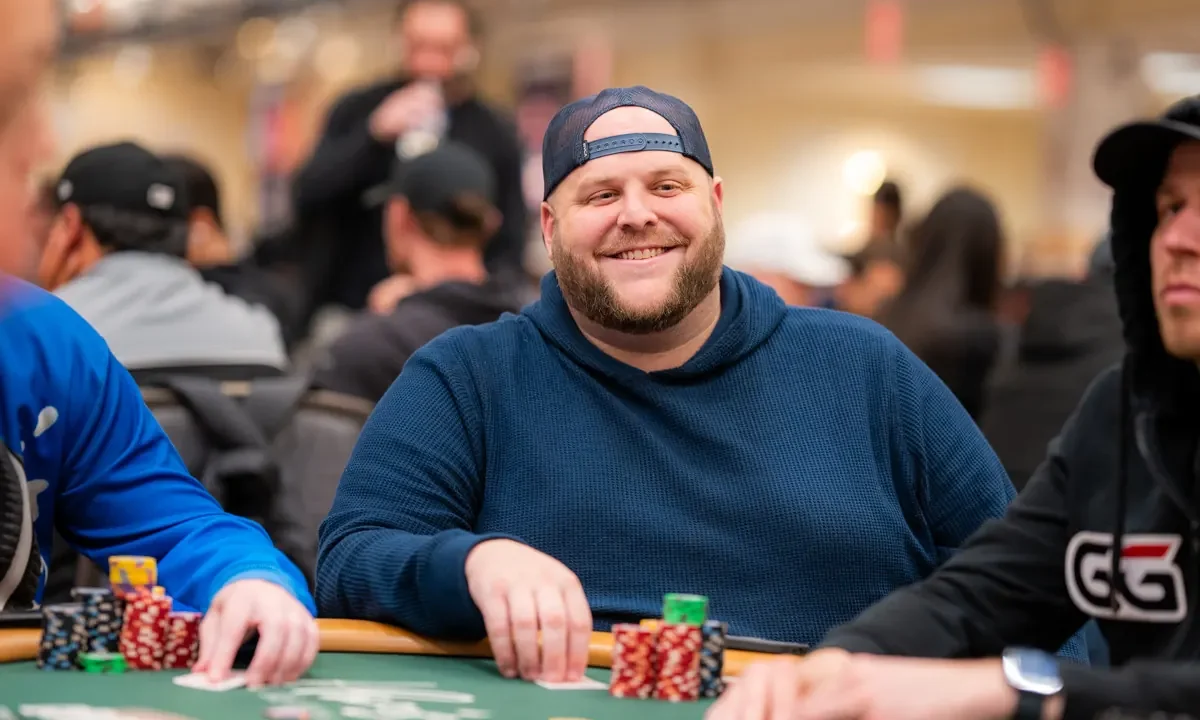 Nick Rigby z zadziwiającym zagraniem w Main Evencie WSOP – „Brudna pielucha” w akcji