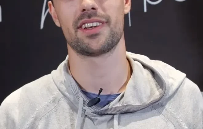 Światowa Seria Pokerowa (WSOP) w 2026 roku zbliża się do końca, a emocje sięgają zenitu, zwłaszcza w rywalizacji o tytuł Gracza Roku (WSOP P