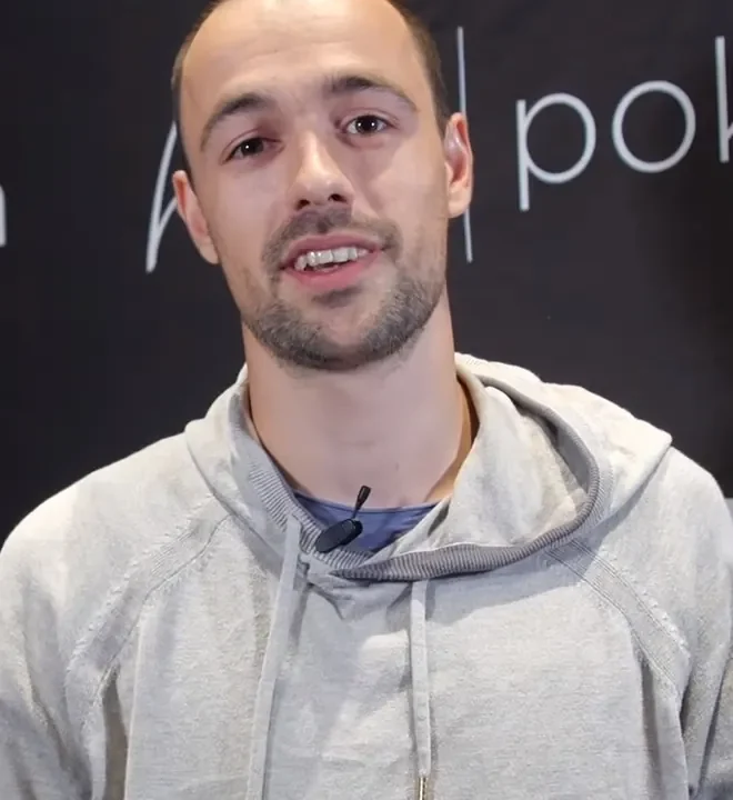 Światowa Seria Pokerowa (WSOP) w 2026 roku zbliża się do końca, a emocje sięgają zenitu, zwłaszcza w rywalizacji o tytuł Gracza Roku (WSOP P