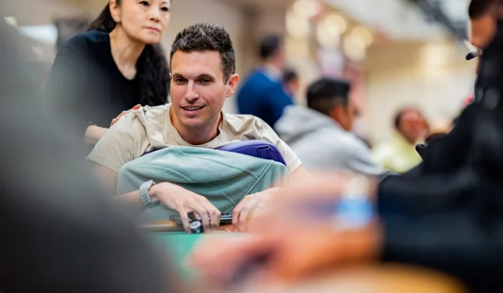 Doug Polk, znany pokerzysta i współwłaściciel The Lodge Card Club, rozpoczął tegoroczny Main Event World Series of Poker (WSOP) 2026 w prawd