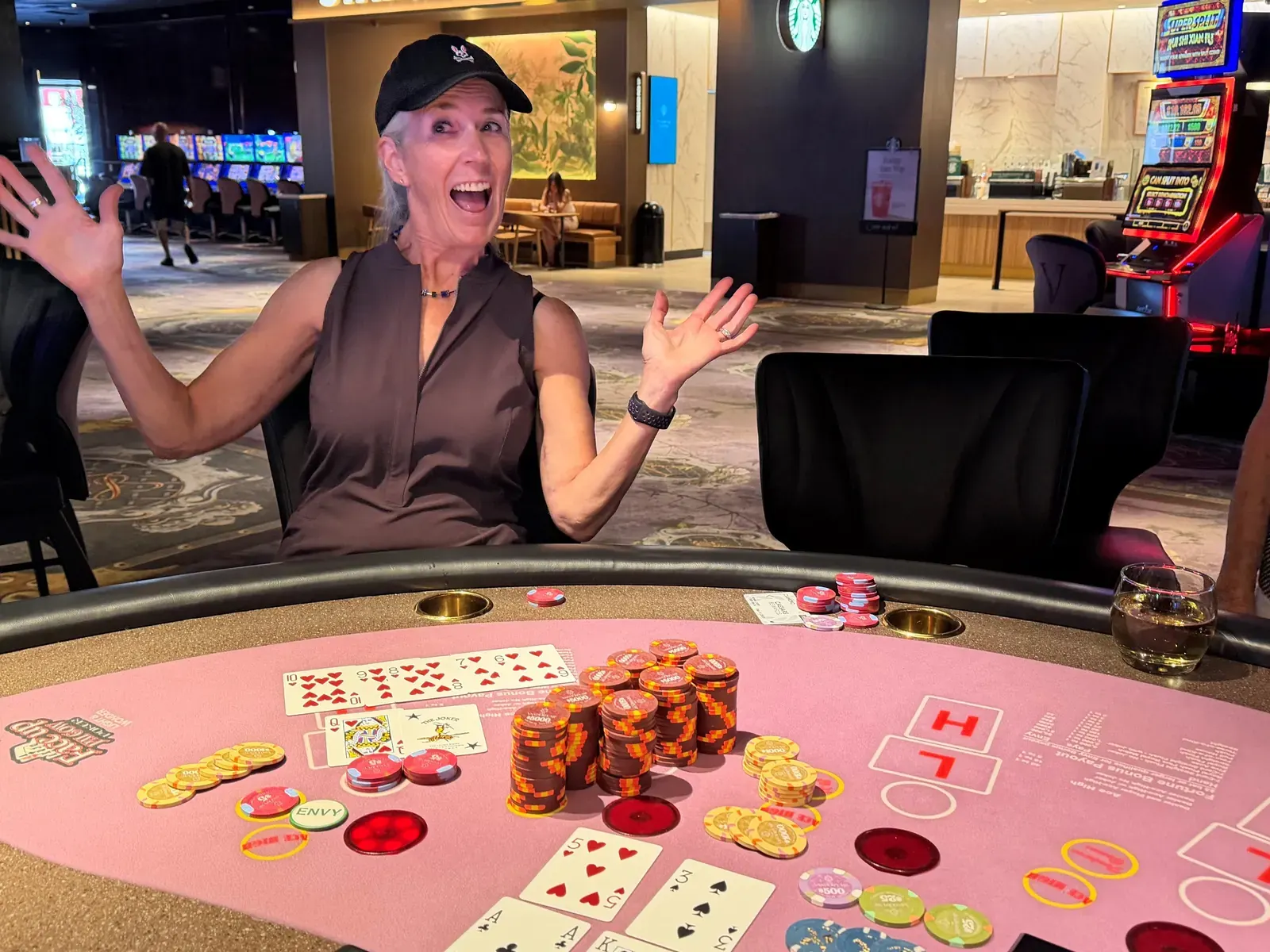 Gracz Pai Gow z USA wygrał ponad 800 tys. dolarów w kasynie Lisy Vanderpump w Las Vegas