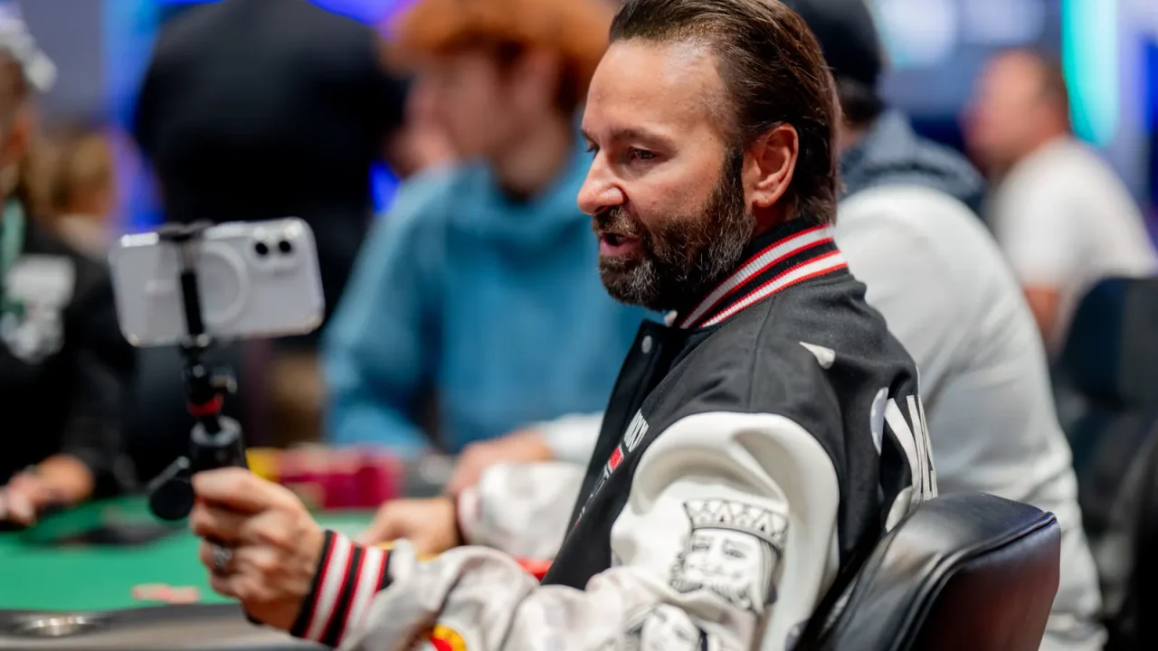 Daniel Negreanu na Hustler Casino Live: spektakularny blef i ostateczna przegrana