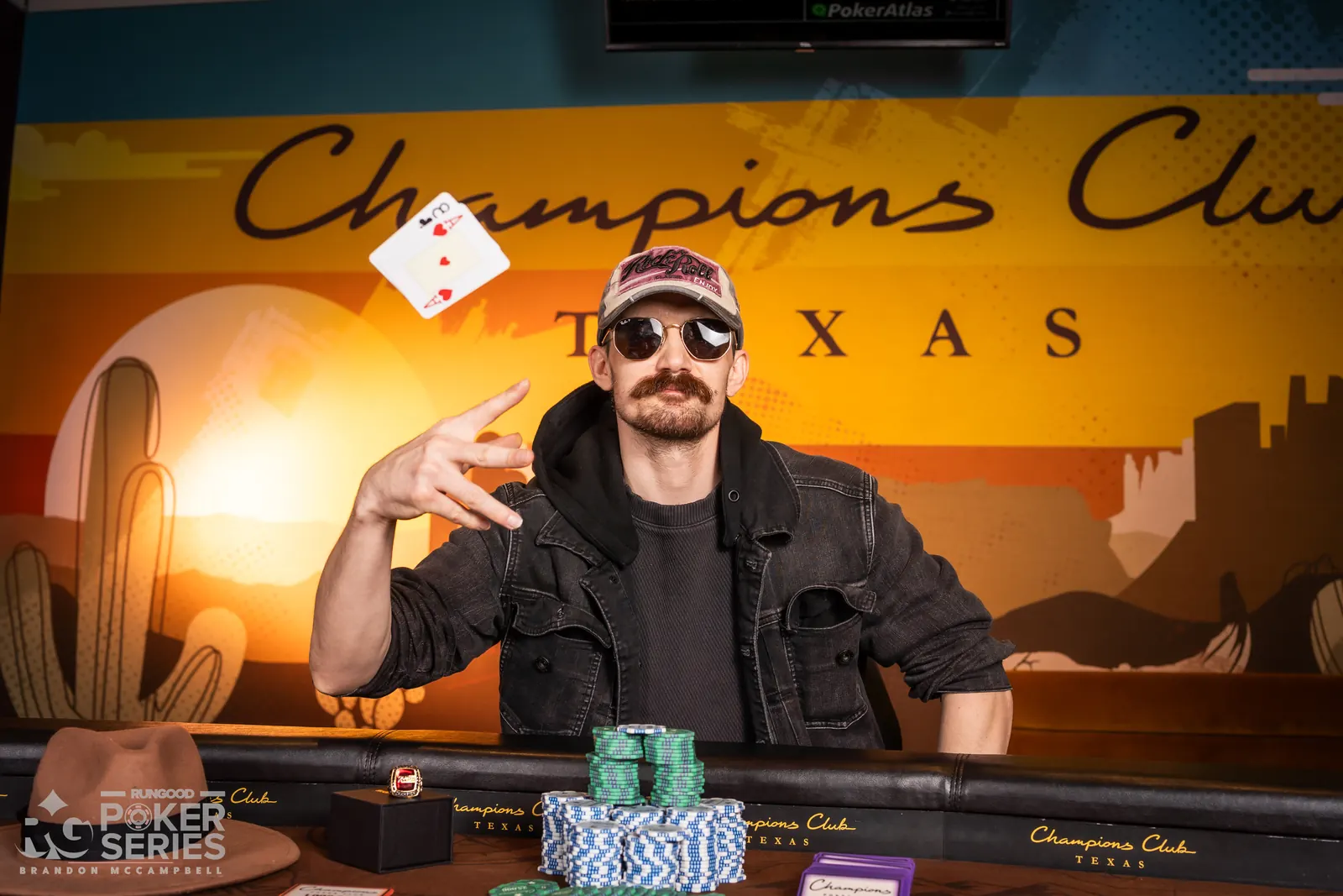 Finałowy stół turnieju RGPS Houston Main Event w Champions Club Texas